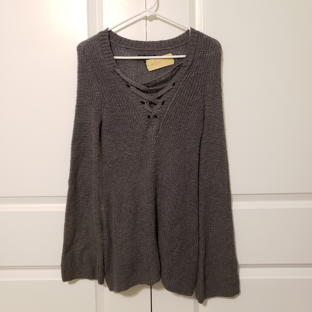 **NWT** American Eagle Outfitters Extra Small (XS) Long-sleeved Tunic Sweater